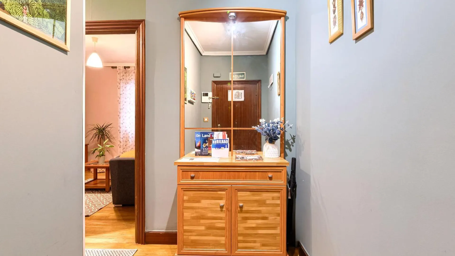 Bilbao, A Un Paso. Apartment
